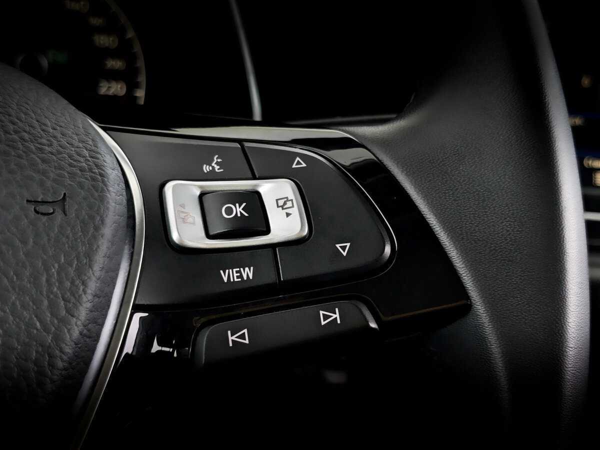 Купить Volkswagen Jetta с пробегом. Фото: #26