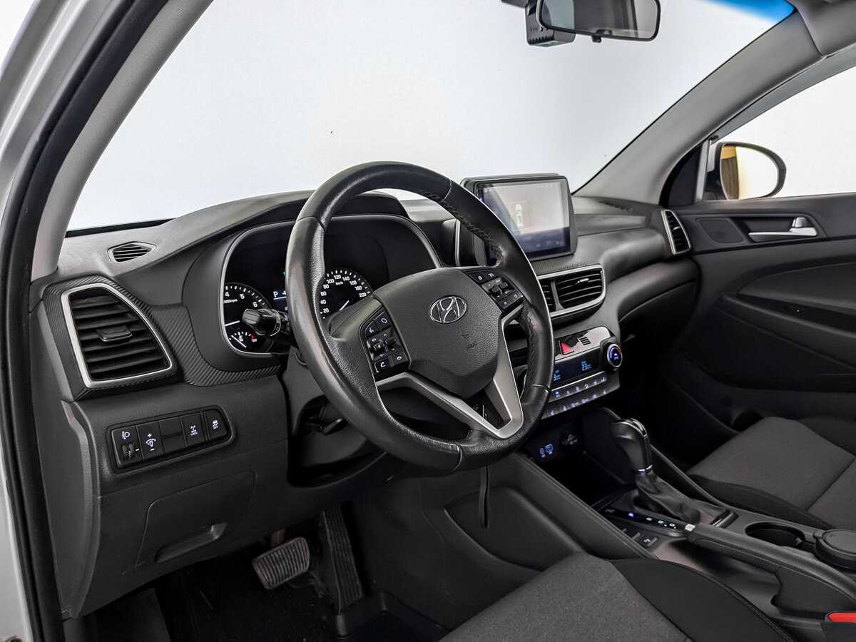 Купить Hyundai Tucson с пробегом. Фото: #15