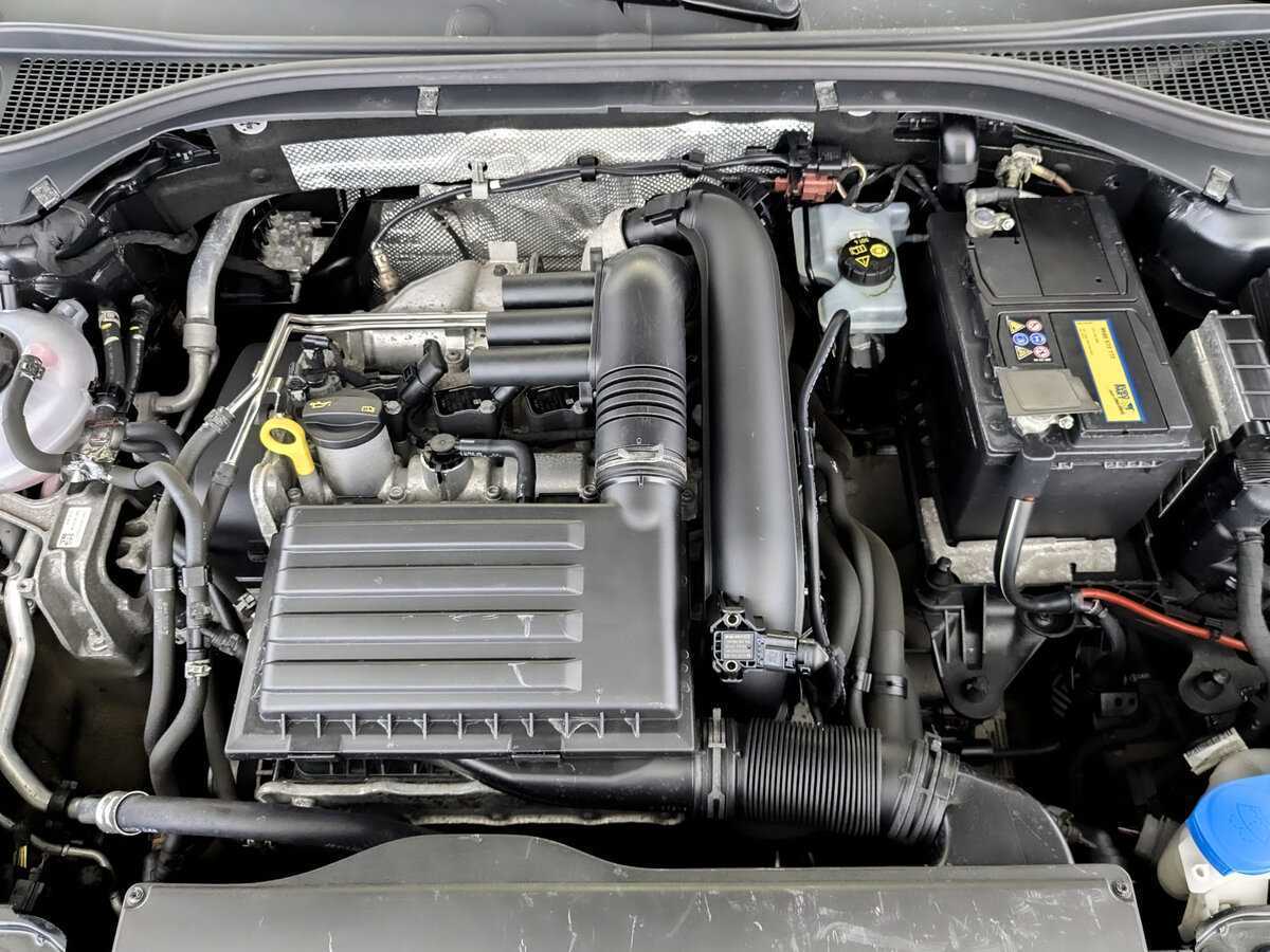 Купить Skoda Superb с пробегом. Фото: #8