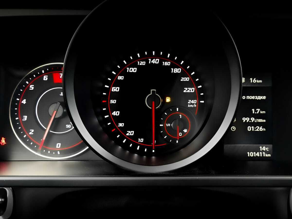 Купить Hyundai Elantra с пробегом. Фото: #12