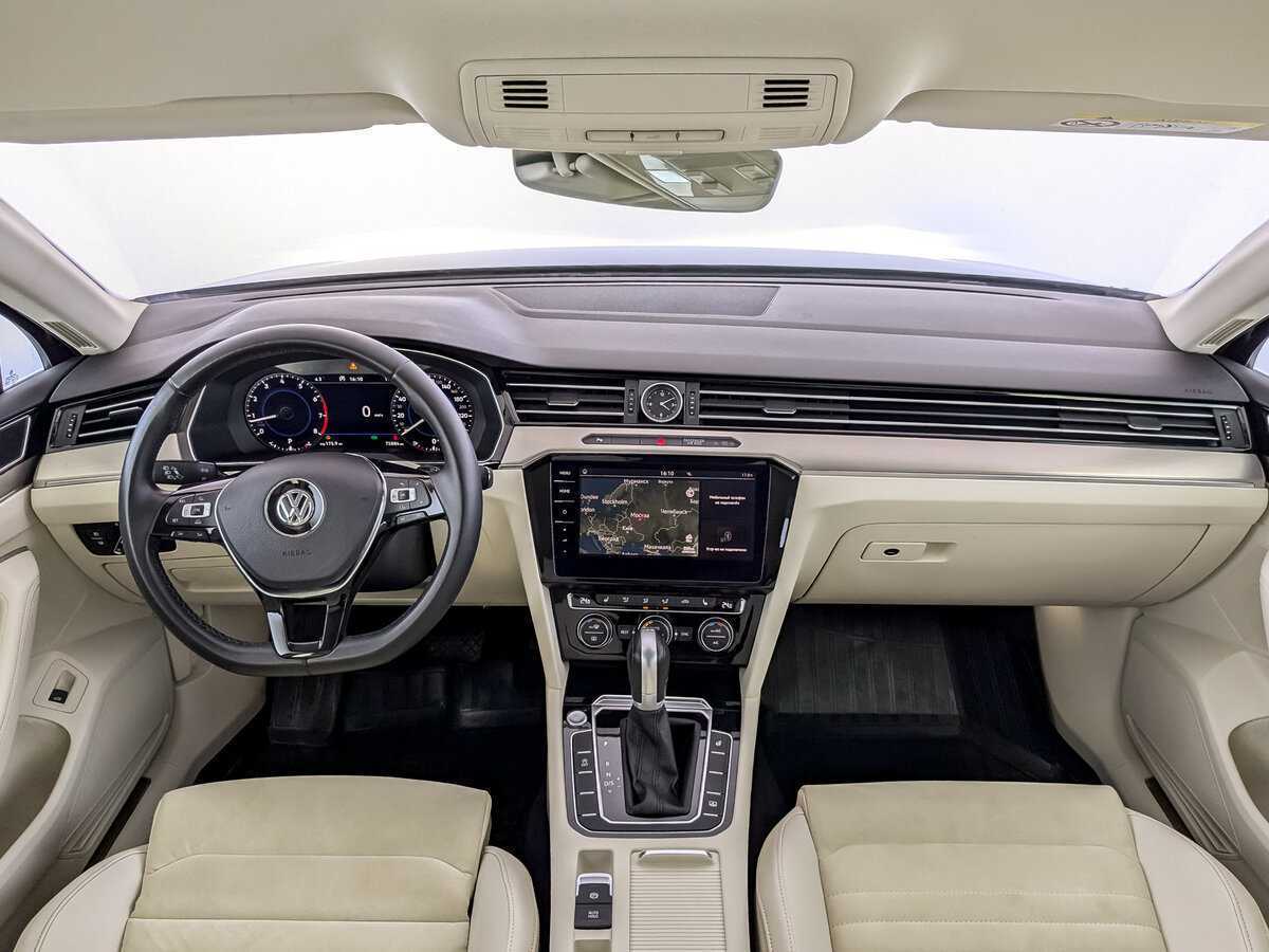 Купить Volkswagen Passat с пробегом. Фото: #13
