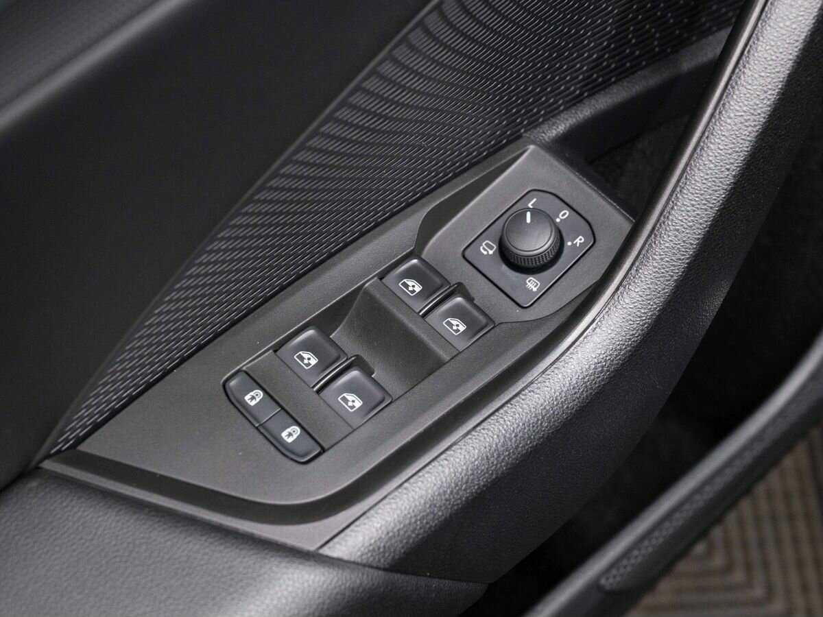 Купить Skoda Octavia с пробегом. Фото: #18