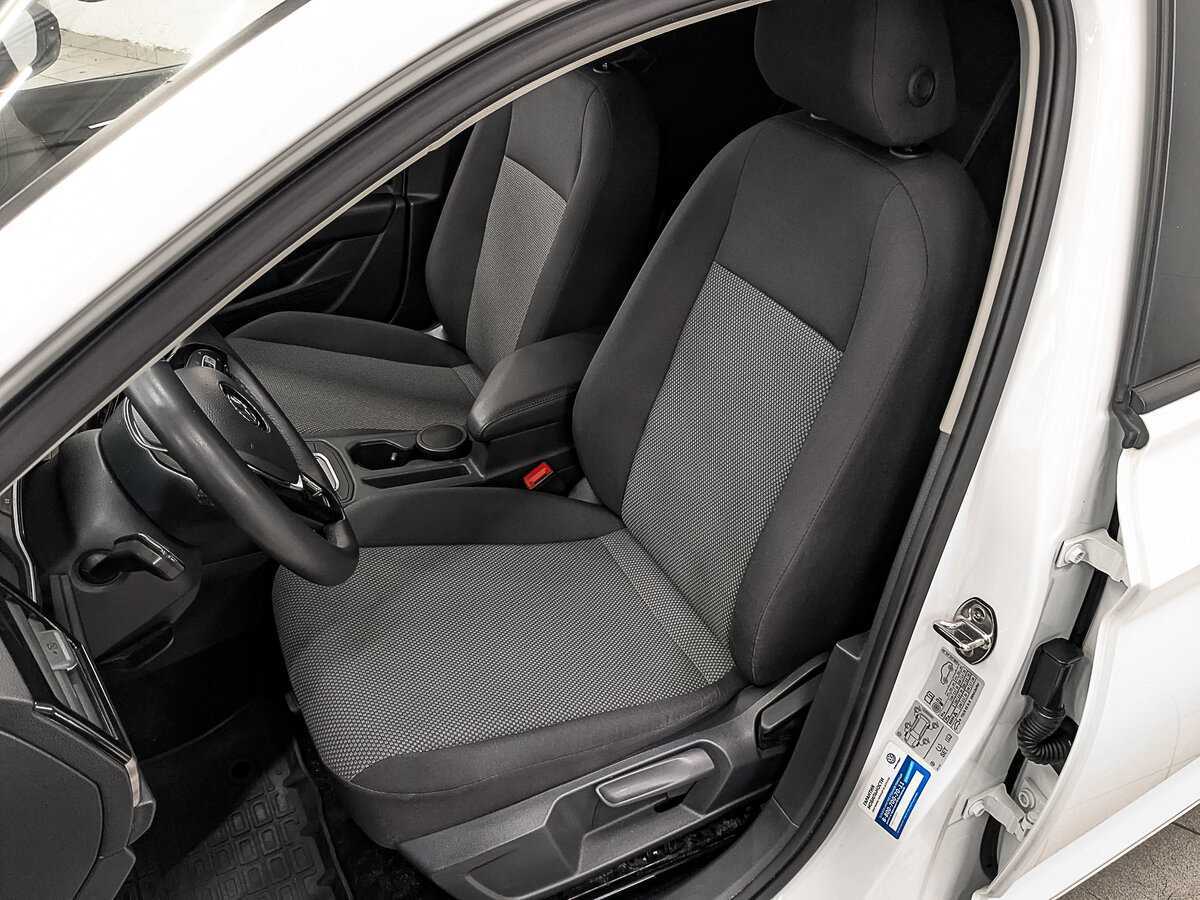 Купить Volkswagen Jetta с пробегом. Фото: #19