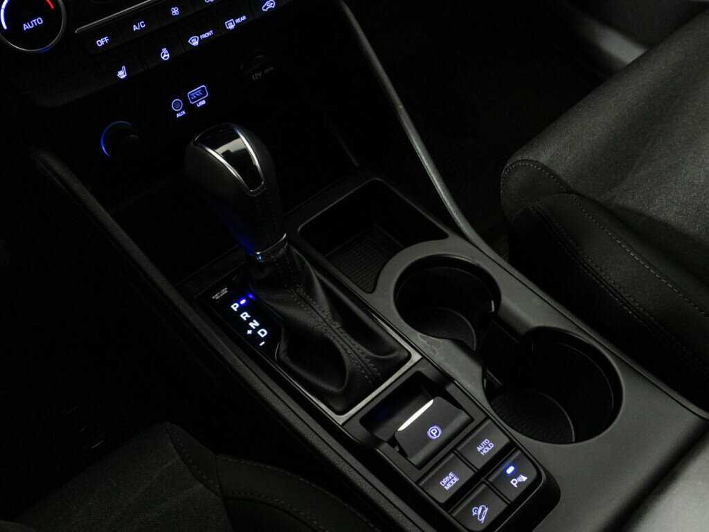 Купить Hyundai Tucson с пробегом. Фото: #15