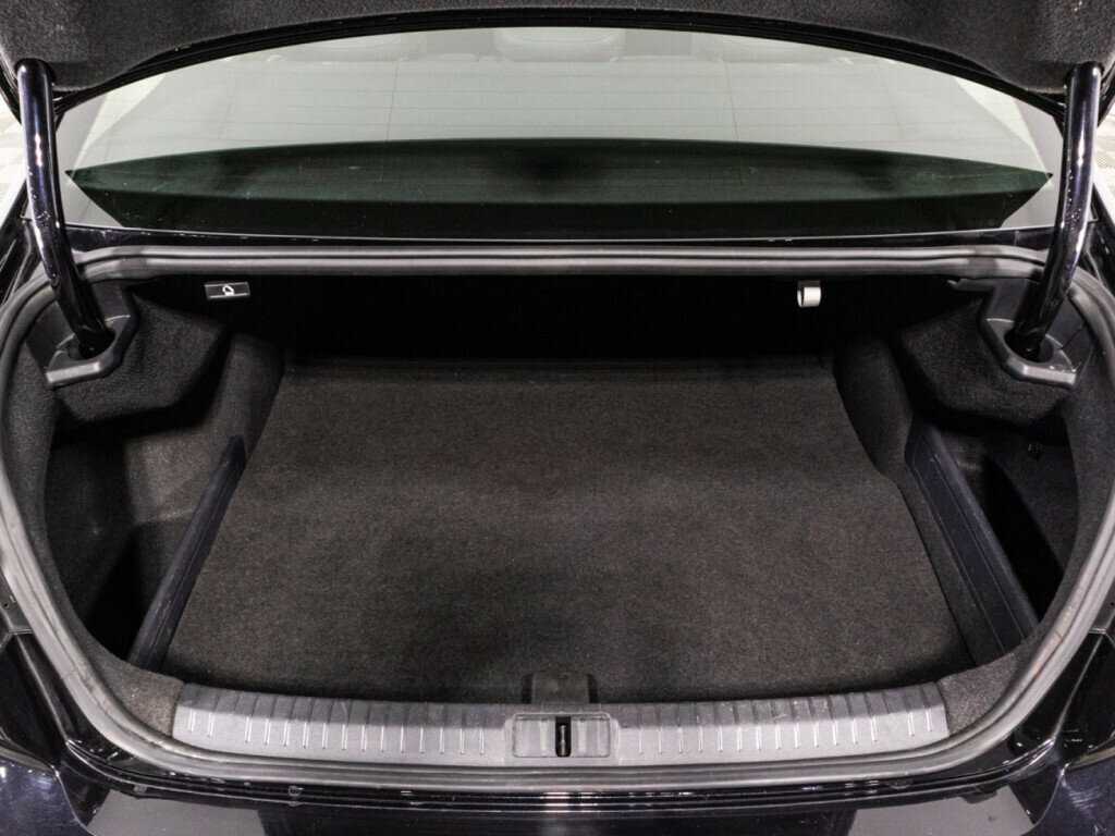 Купить Volkswagen Passat с пробегом. Фото: #13