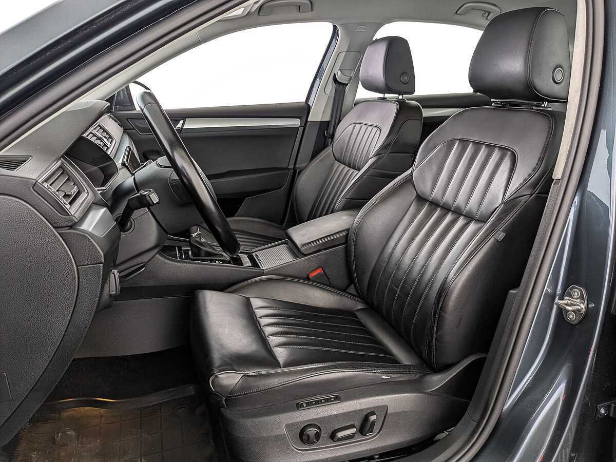 Купить Skoda Superb с пробегом. Фото: #17