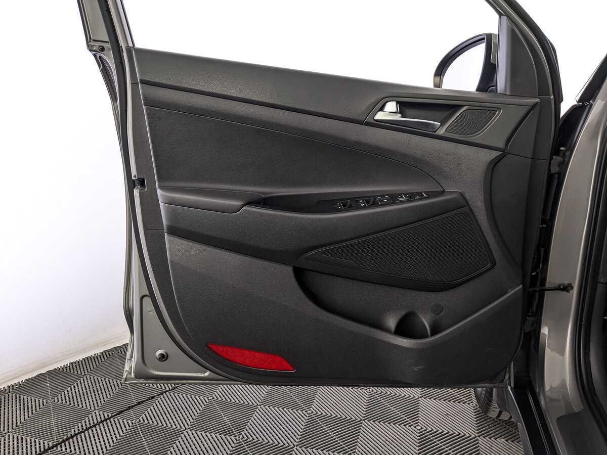 Купить Hyundai Tucson с пробегом. Фото: #18