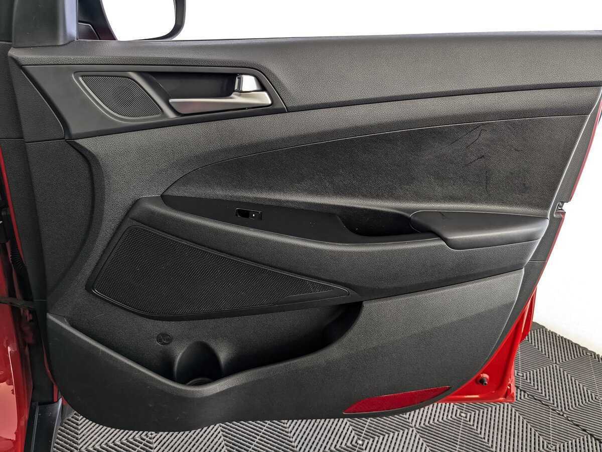 Купить Hyundai Tucson с пробегом. Фото: #23