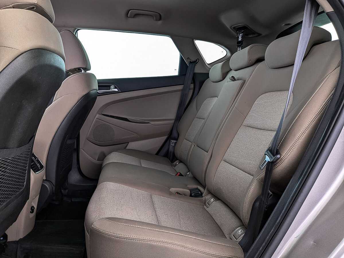 Купить Hyundai Tucson с пробегом. Фото: #17