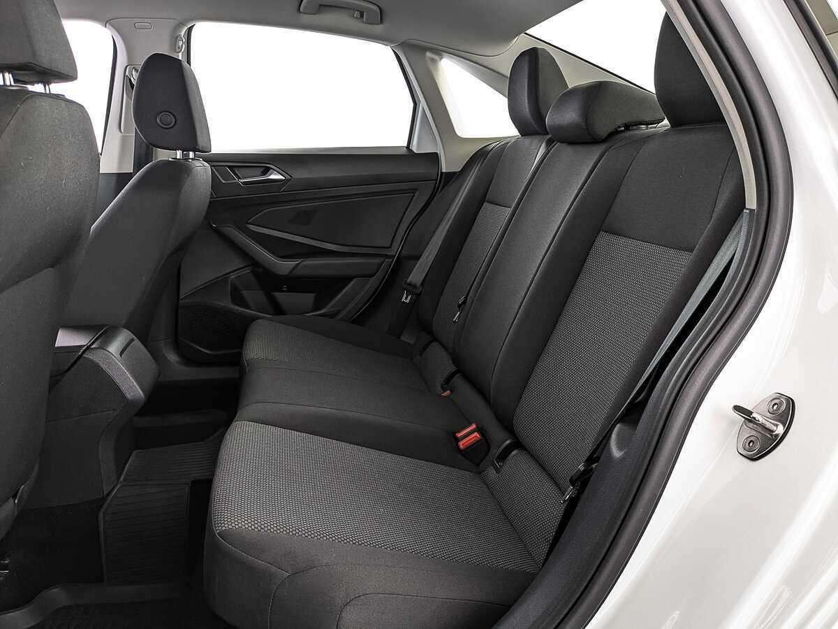 Купить Volkswagen Jetta с пробегом. Фото: #16