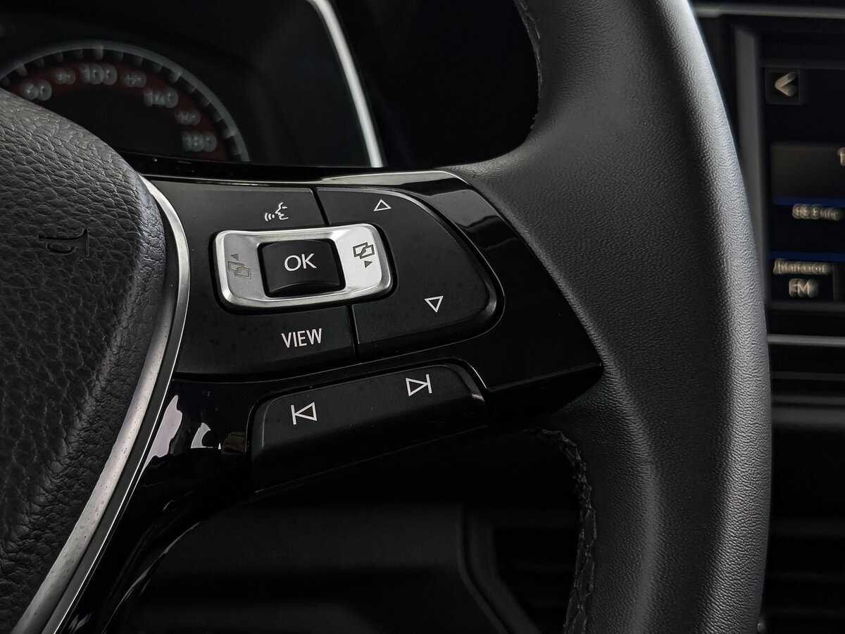 Купить Volkswagen Jetta с пробегом. Фото: #24