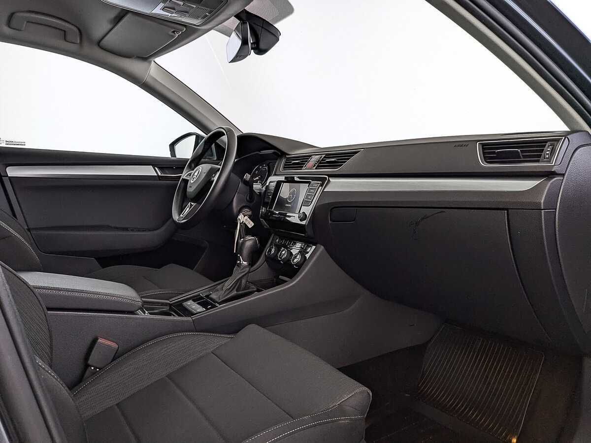 Купить Skoda Superb с пробегом. Фото: #12