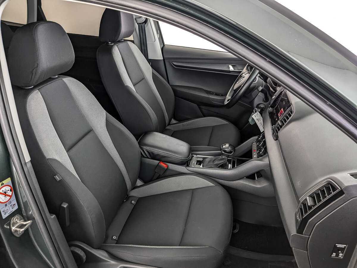 Купить Skoda Karoq с пробегом. Фото: #22