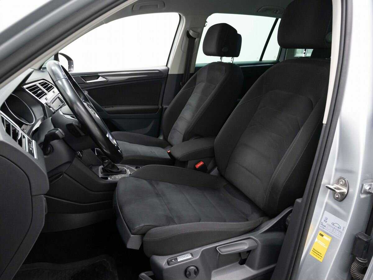 Купить Volkswagen Tiguan с пробегом. Фото: #8