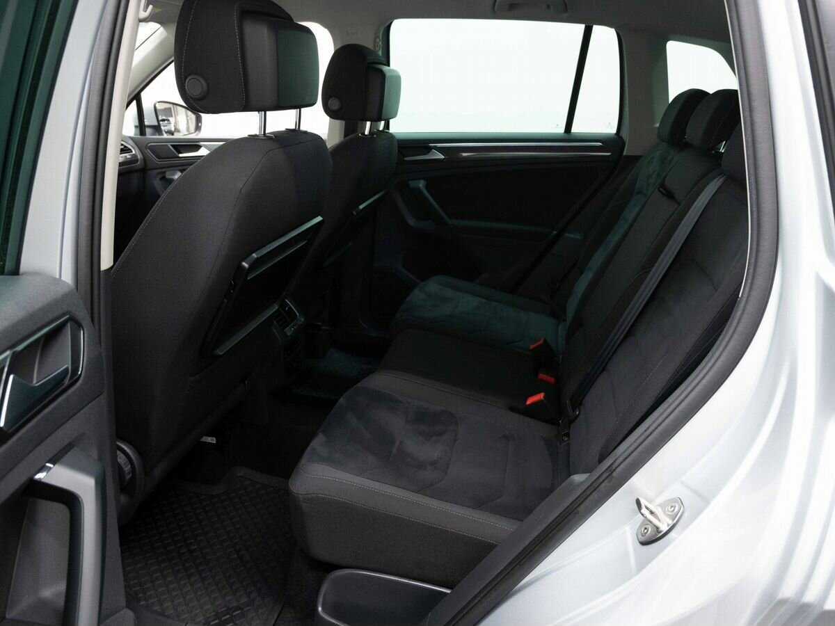 Купить Volkswagen Tiguan с пробегом. Фото: #9