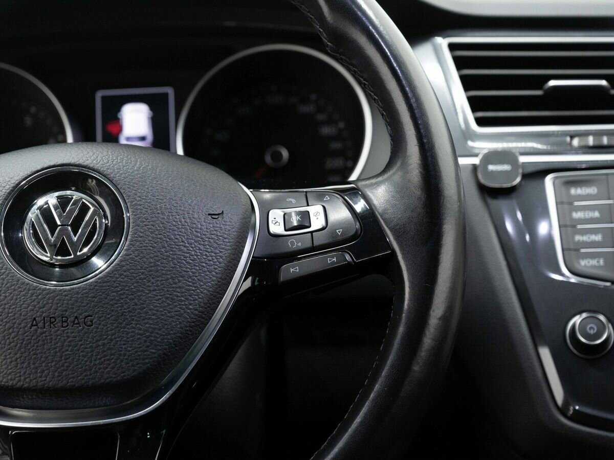 Купить Volkswagen Tiguan с пробегом. Фото: #16