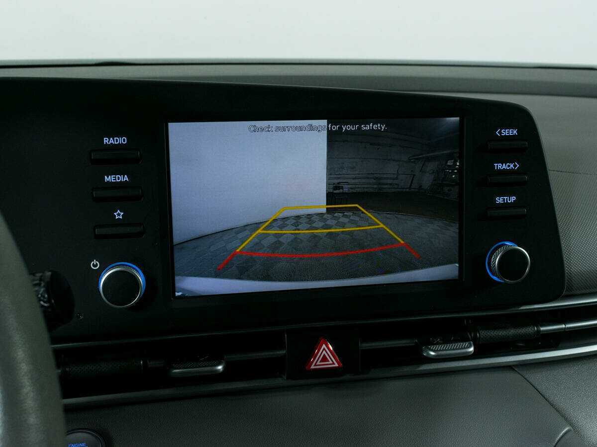 Купить Hyundai Elantra с пробегом. Фото: #12