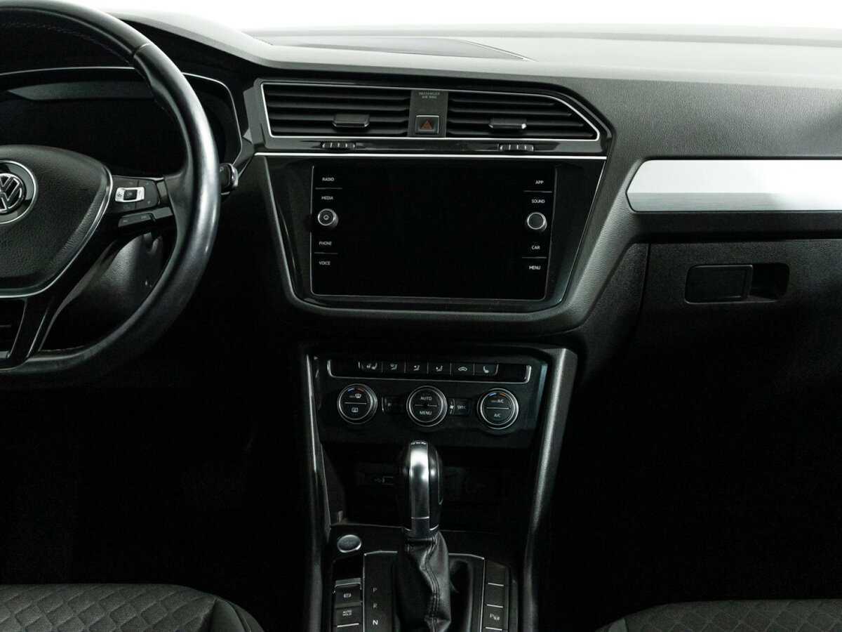 Купить Volkswagen Tiguan с пробегом. Фото: #12