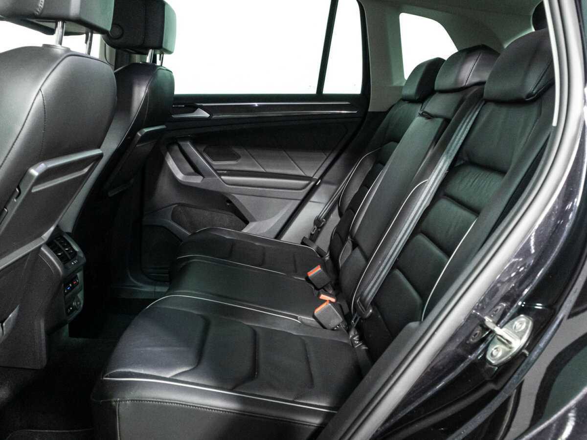 Купить Volkswagen Tiguan с пробегом. Фото: #9