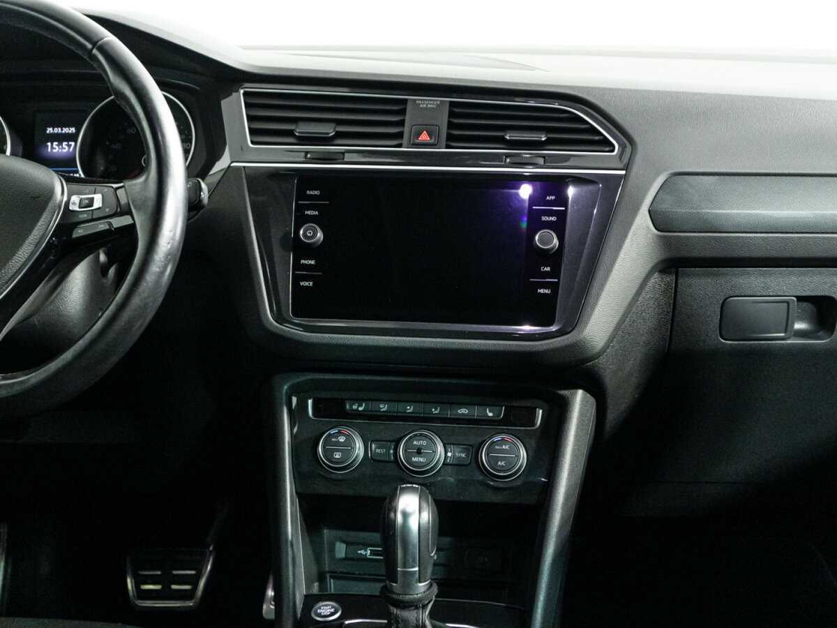 Купить Volkswagen Tiguan с пробегом. Фото: #13