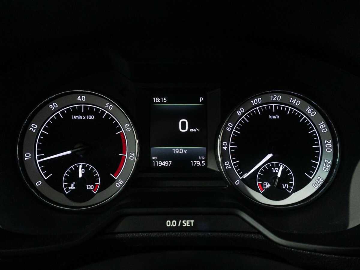 Купить Skoda Octavia с пробегом. Фото: #11