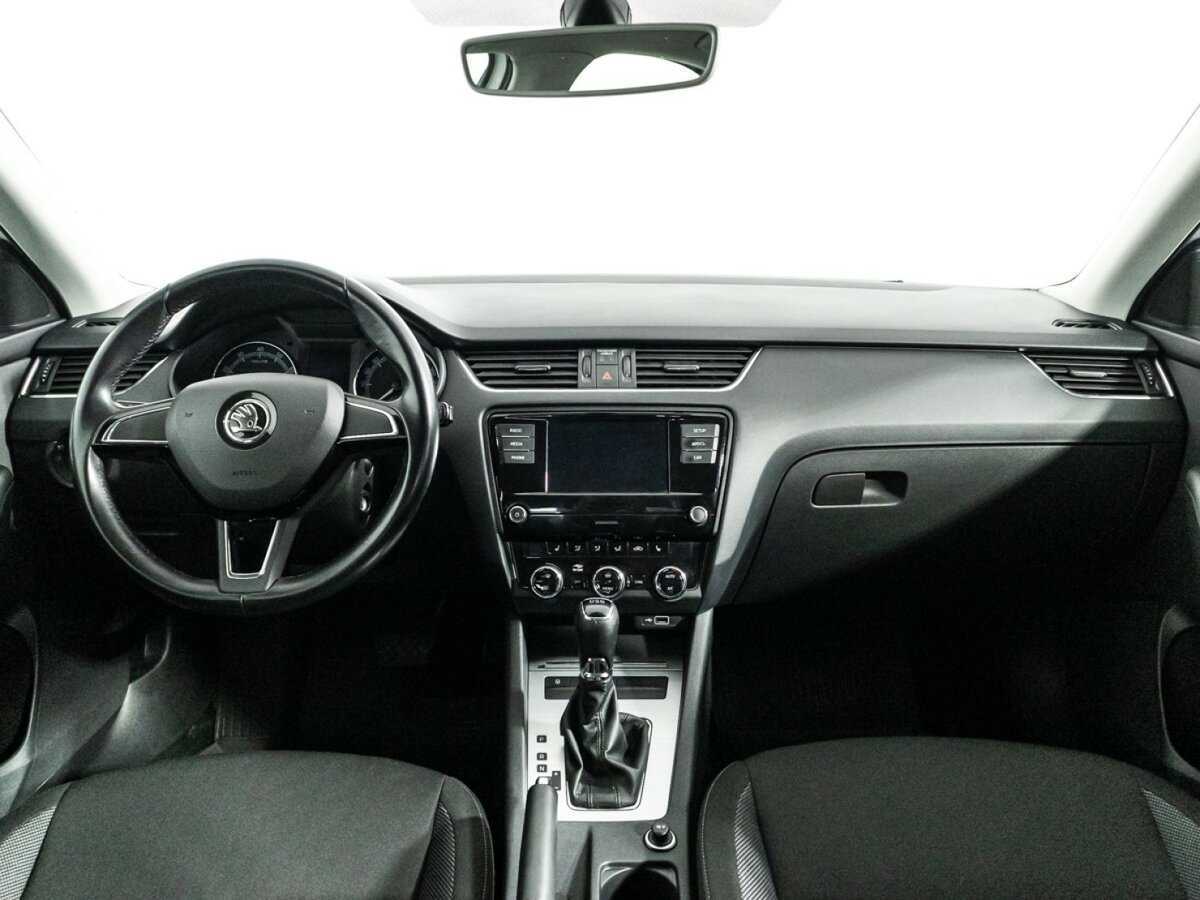 Купить Skoda Octavia с пробегом. Фото: #12