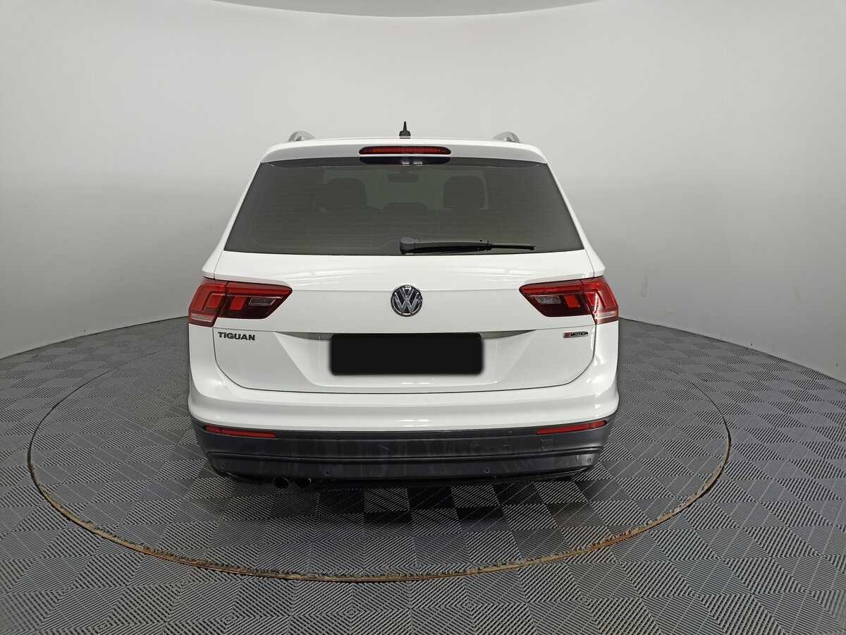 Купить Volkswagen Tiguan с пробегом. Фото: #5