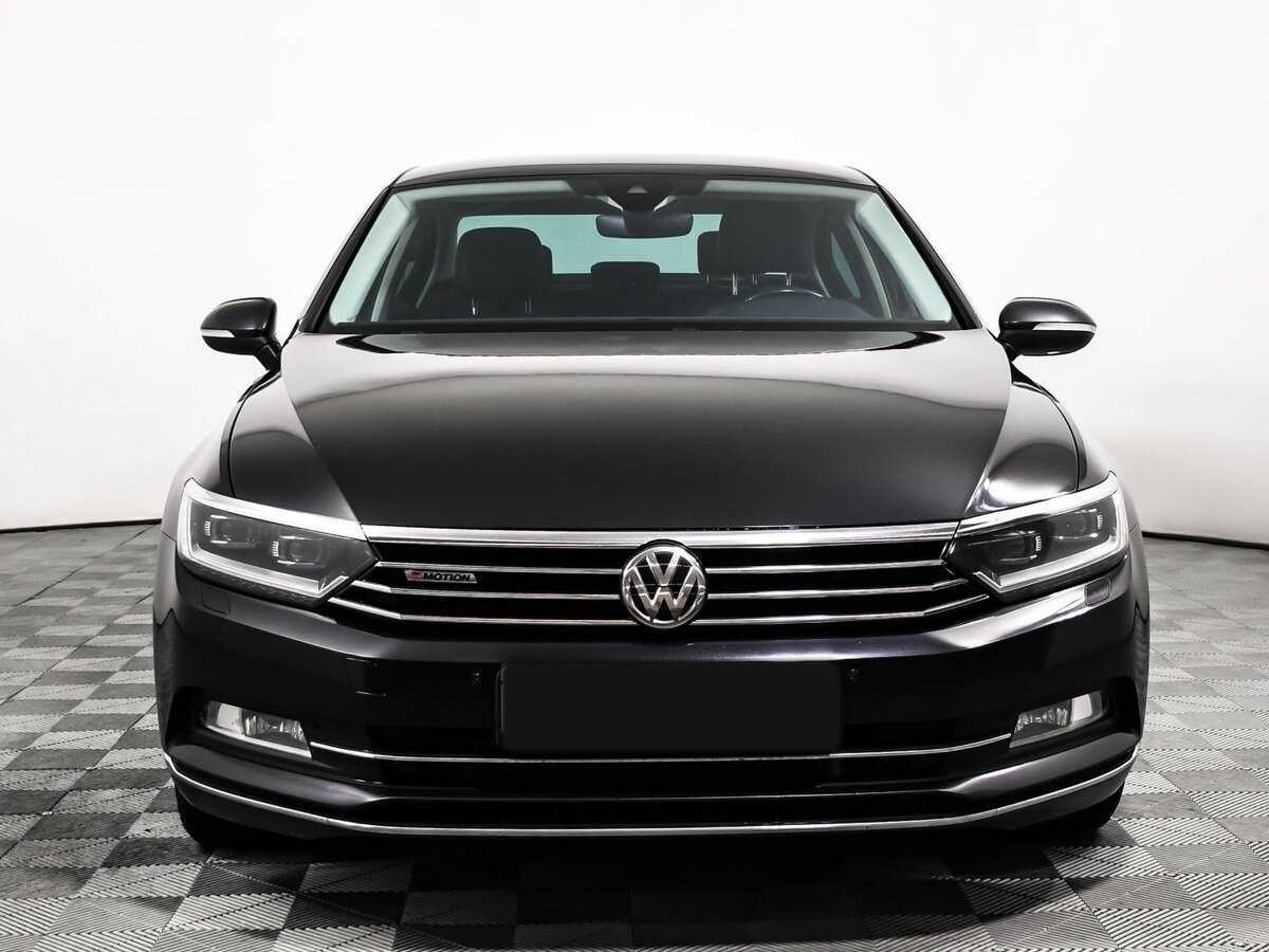 Купить Volkswagen Passat с пробегом. Фото: #1