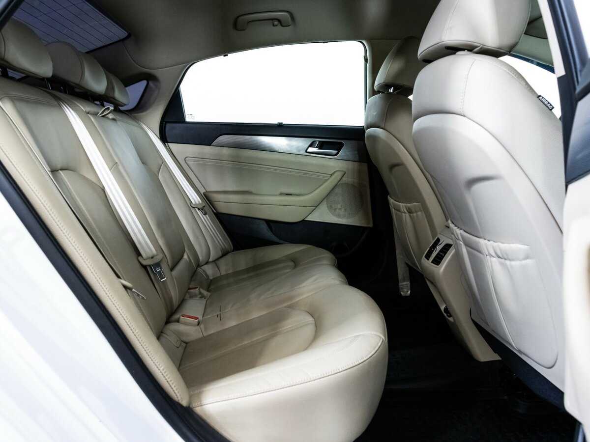 Купить Hyundai Sonata с пробегом. Фото: #14
