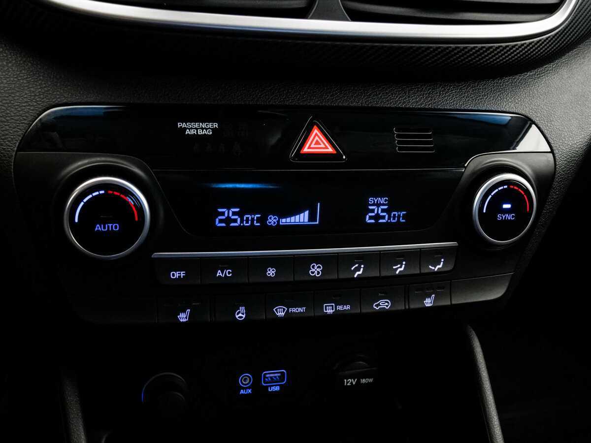 Купить Hyundai Tucson с пробегом. Фото: #13