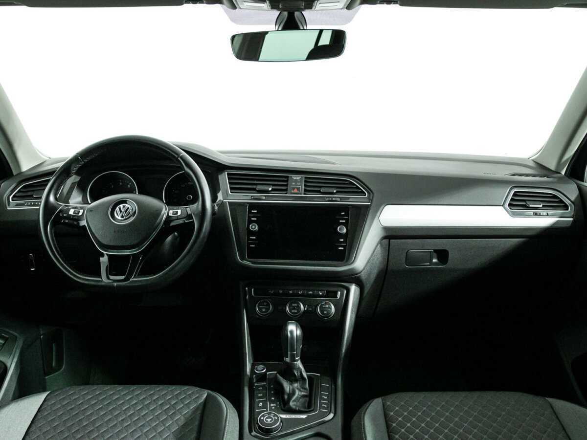 Купить Volkswagen Tiguan с пробегом. Фото: #12