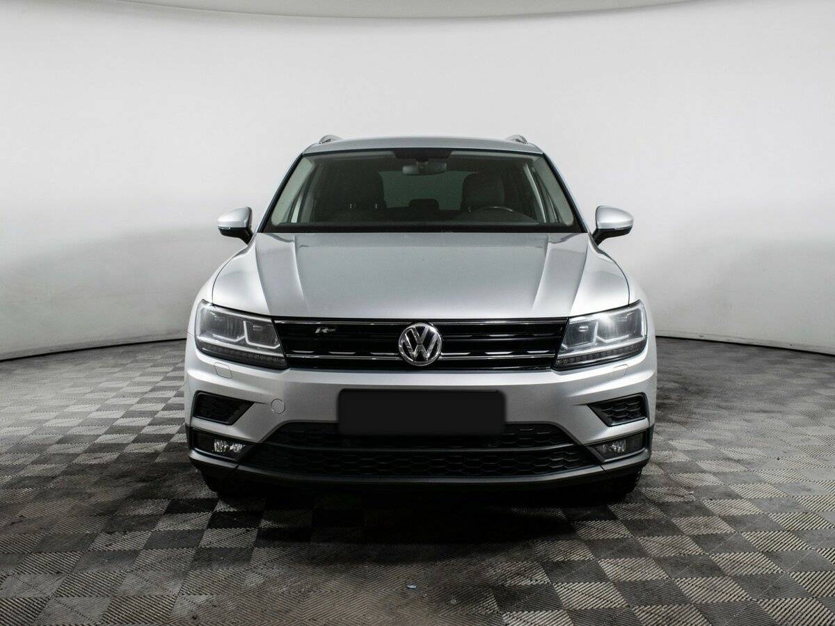 Купить Volkswagen Tiguan с пробегом. Фото: #1