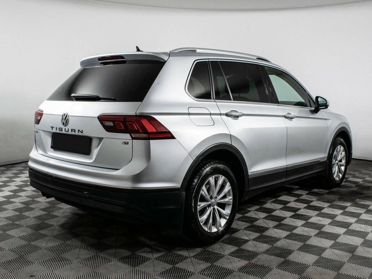 Купить Volkswagen Tiguan с пробегом. Фото: #3