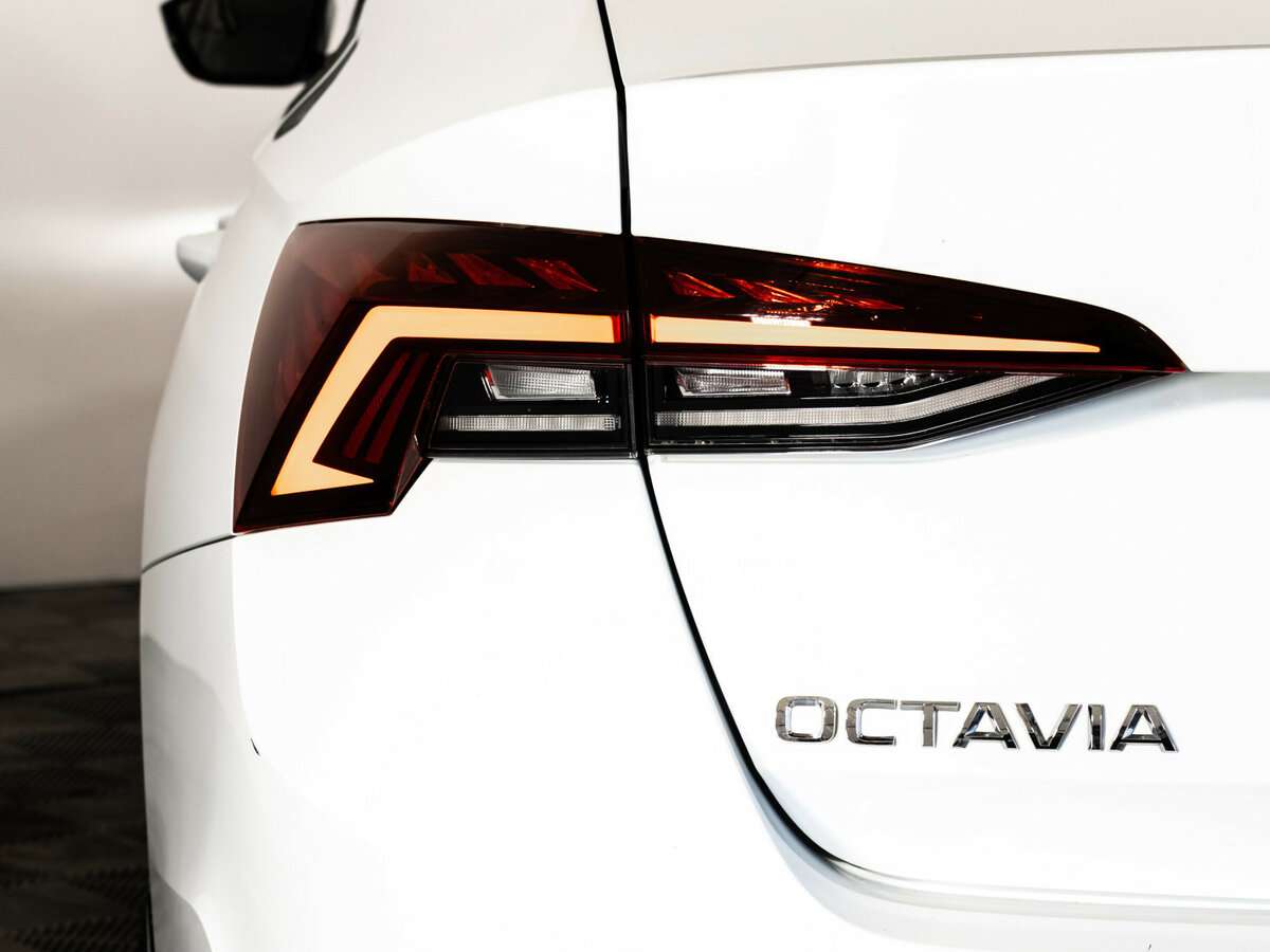 Купить Skoda Octavia с пробегом. Фото: #18