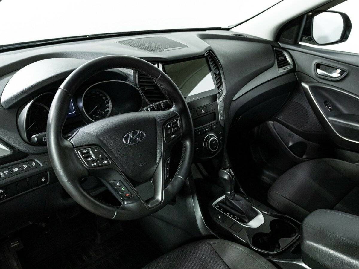 Купить Hyundai Santa Fe с пробегом. Фото: #10