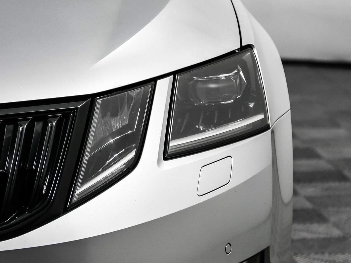 Купить Skoda Octavia с пробегом. Фото: #13
