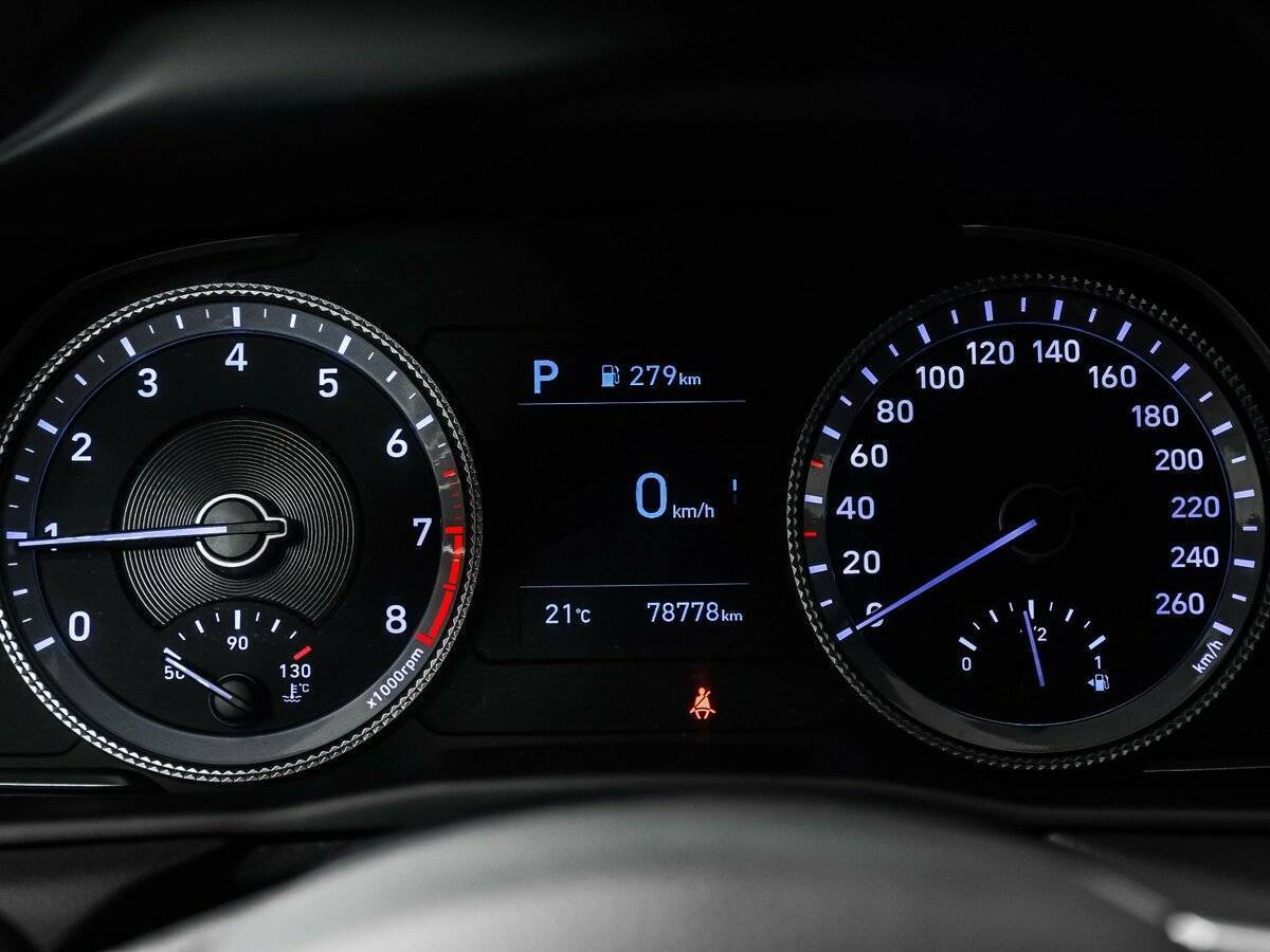 Купить Hyundai Sonata с пробегом. Фото: #9