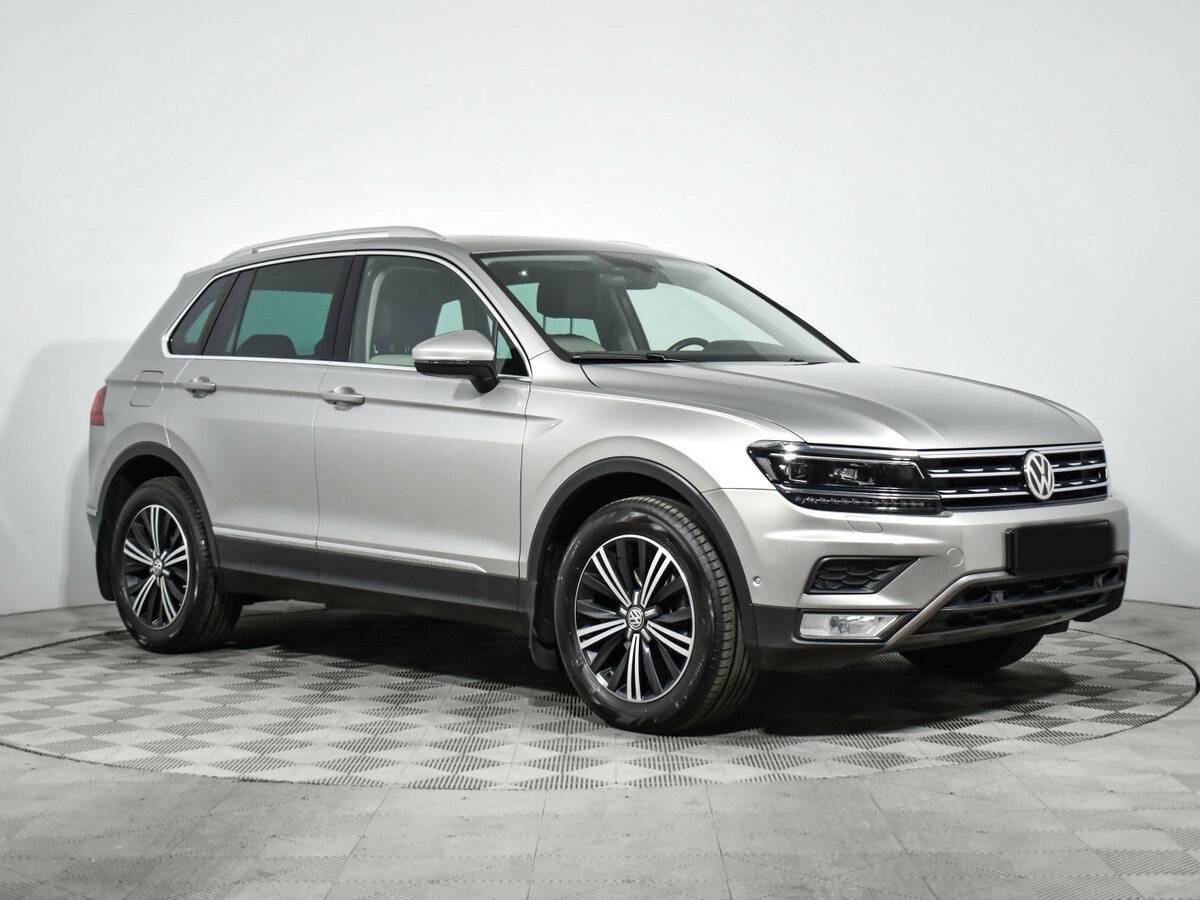 Купить Volkswagen Tiguan с пробегом. Фото: #2