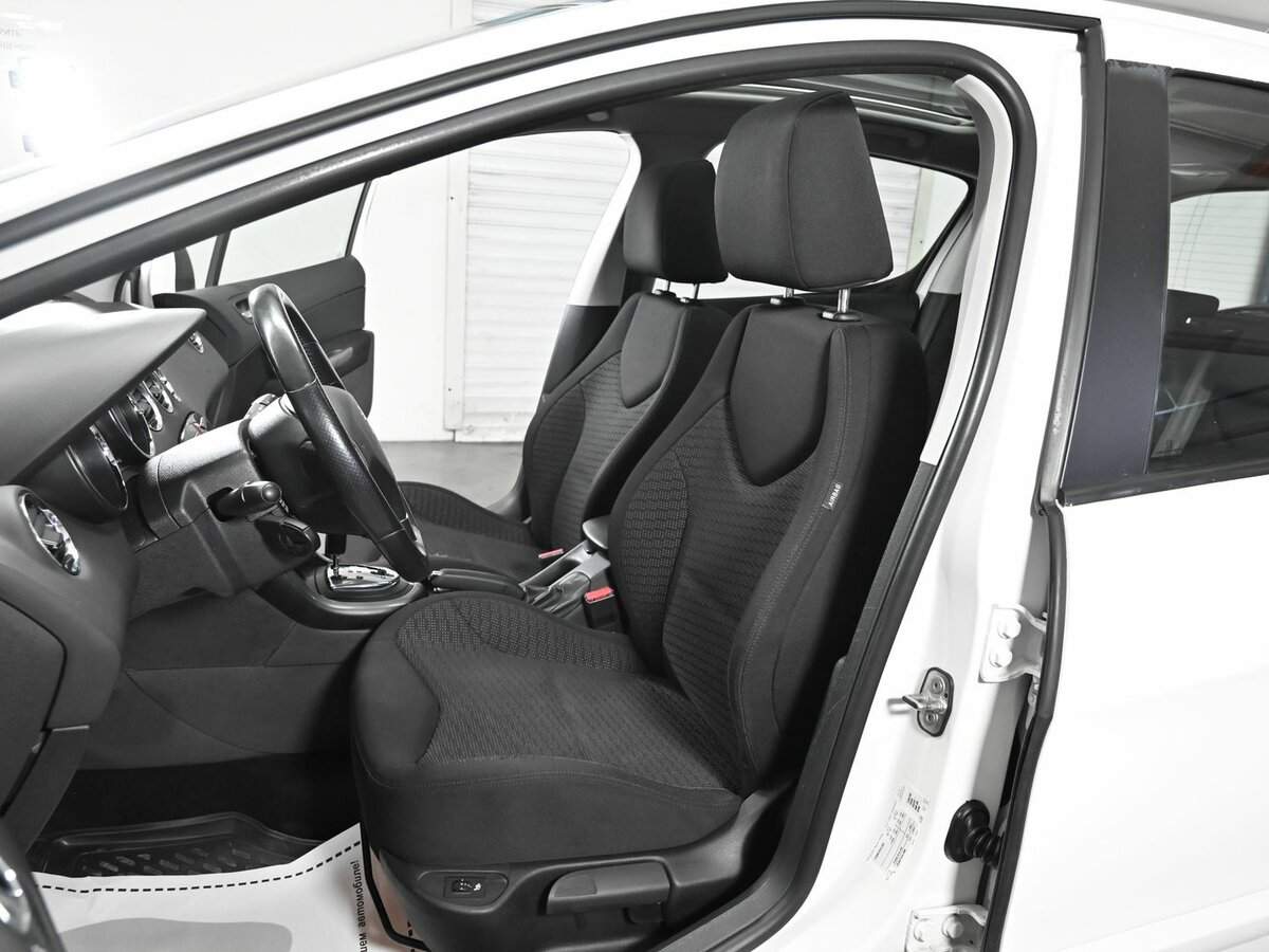 Продажа Б/У Пежо 308. Фото: #6