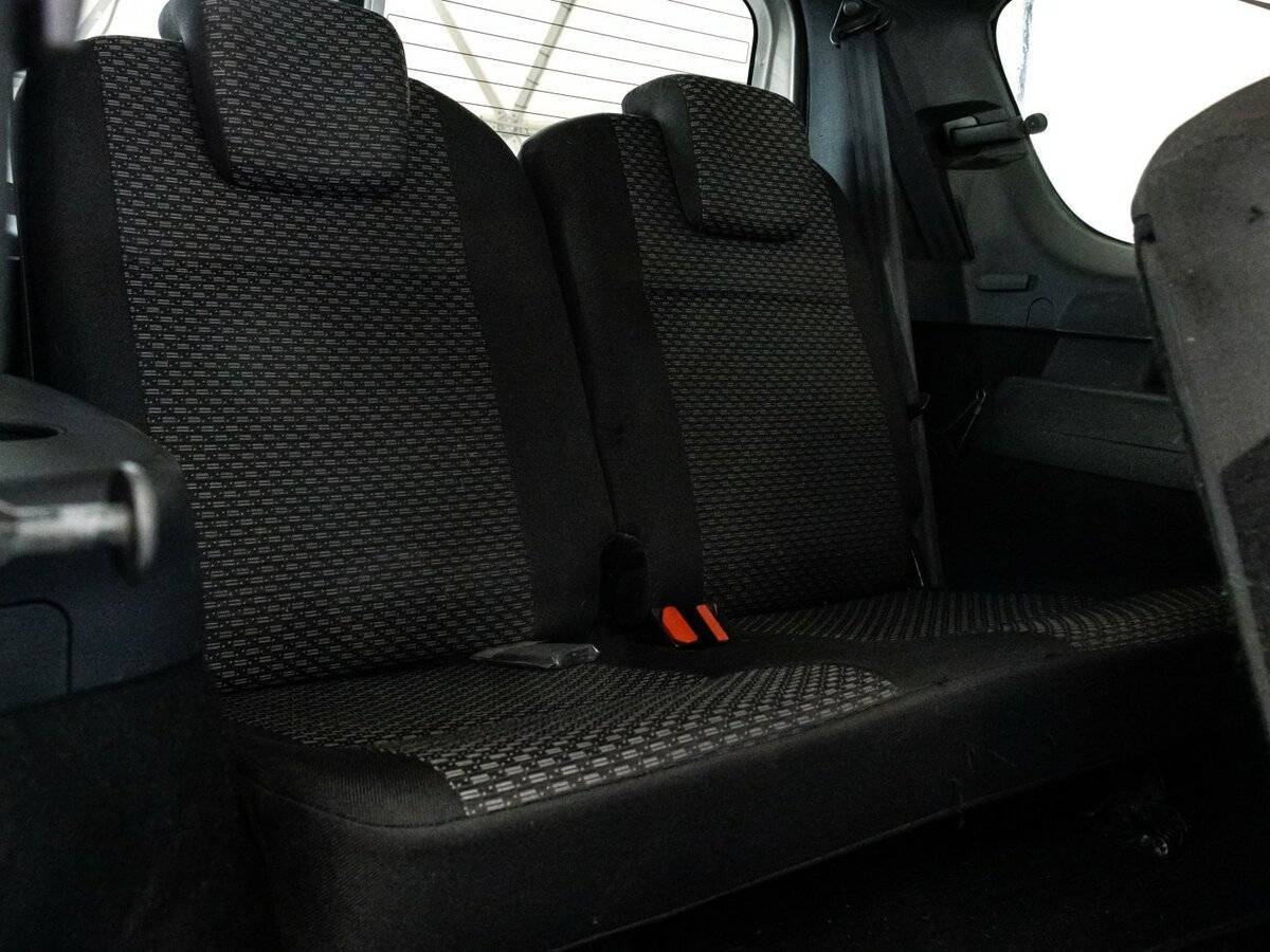 Продажа Б/У Лада (ВАЗ) Ларгус. Фото: #10