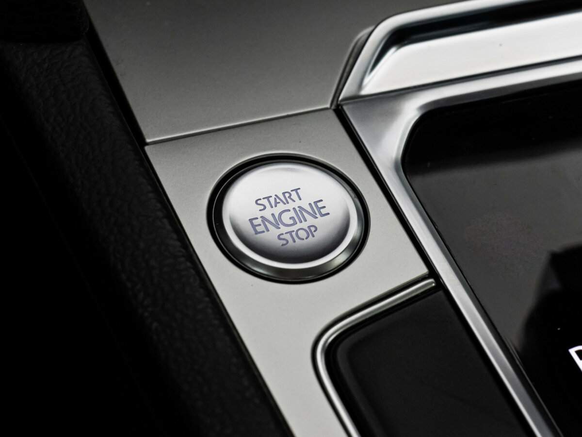 Купить Volkswagen Passat с пробегом. Фото: #15