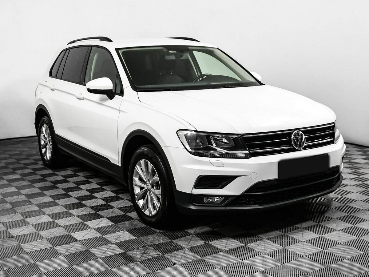Купить Volkswagen Tiguan с пробегом. Фото: #2