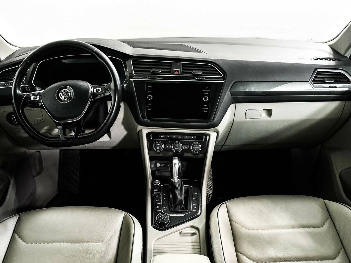 Купить Volkswagen Tiguan с пробегом. Фото: #10