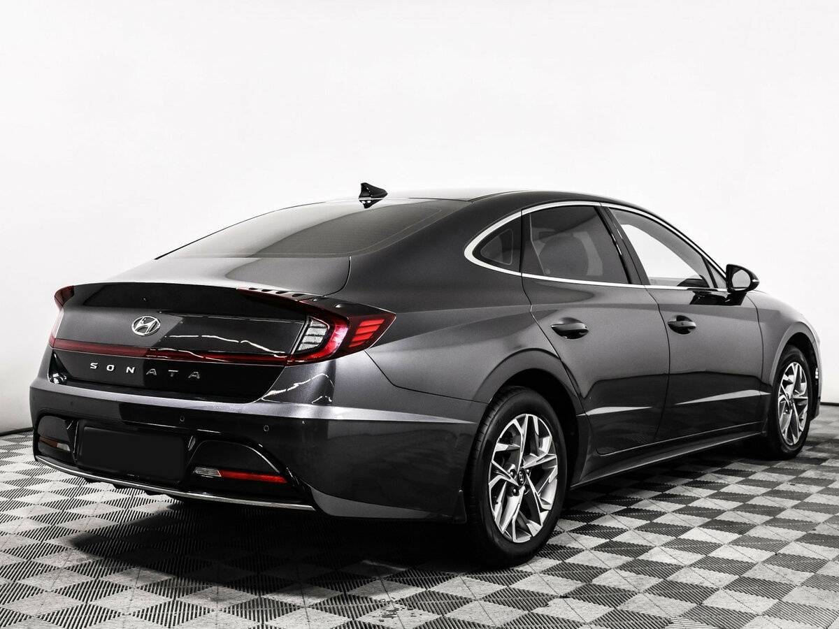 Купить Hyundai Sonata с пробегом. Фото: #4