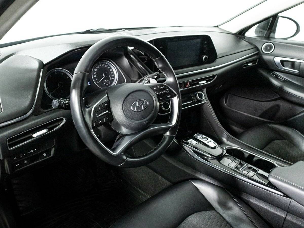 Купить Hyundai Sonata с пробегом. Фото: #10