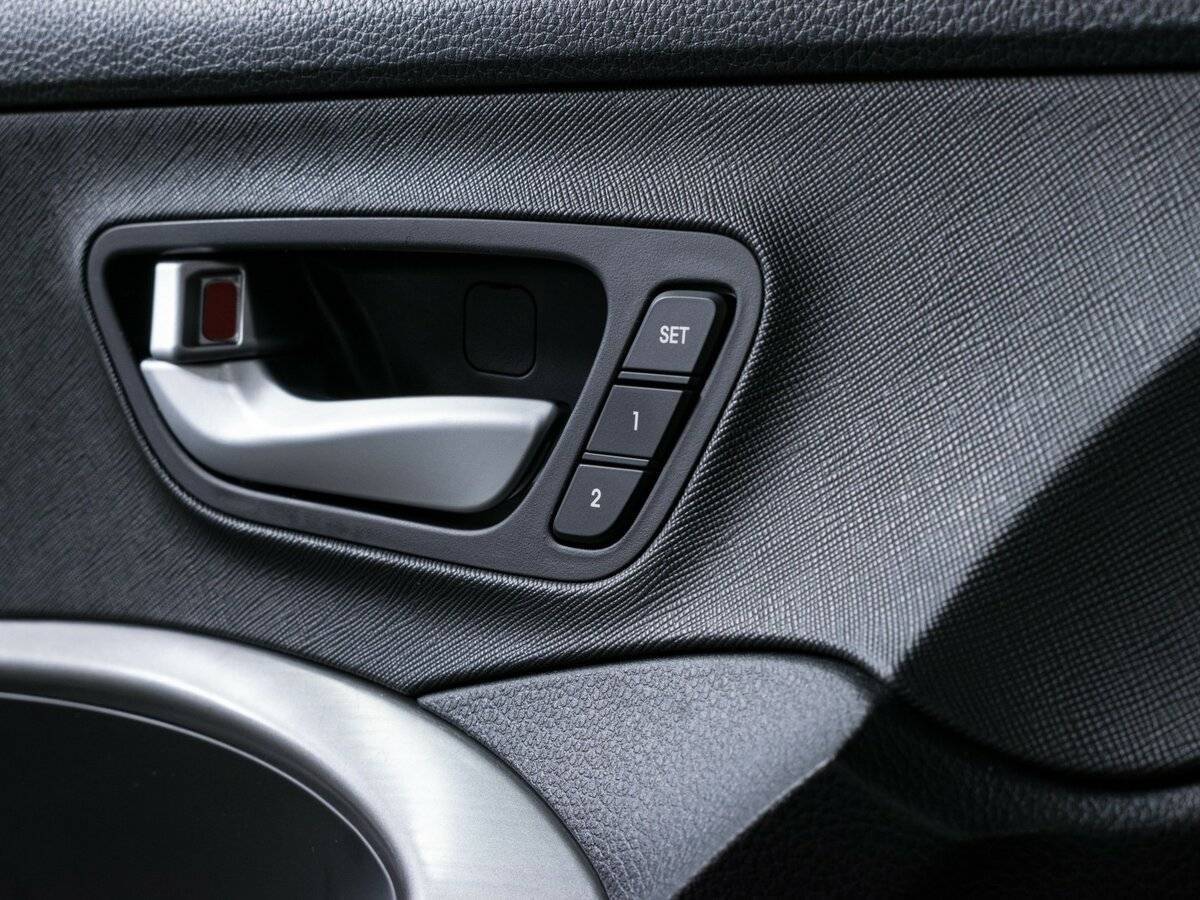 Купить Hyundai Santa Fe с пробегом. Фото: #18