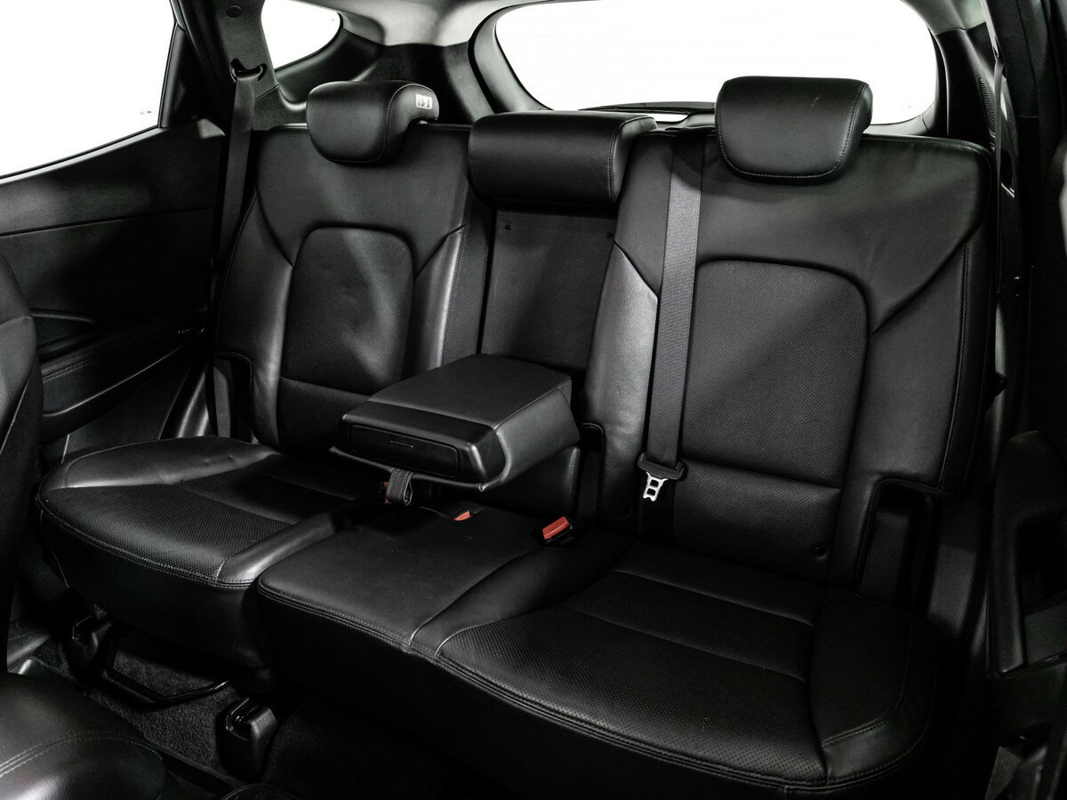 Купить Hyundai Santa Fe с пробегом. Фото: #16