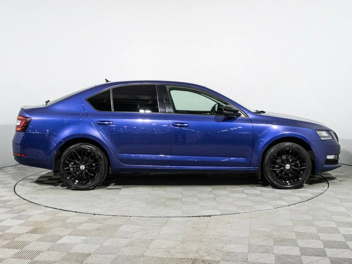 Купить Skoda Octavia с пробегом. Фото: #3
