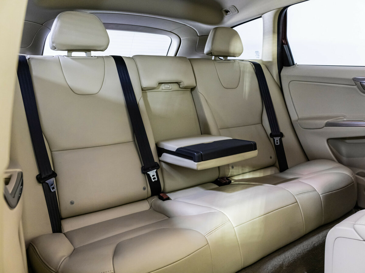 Продажа Б/У Вольво ИксЦ60. Фото: #15