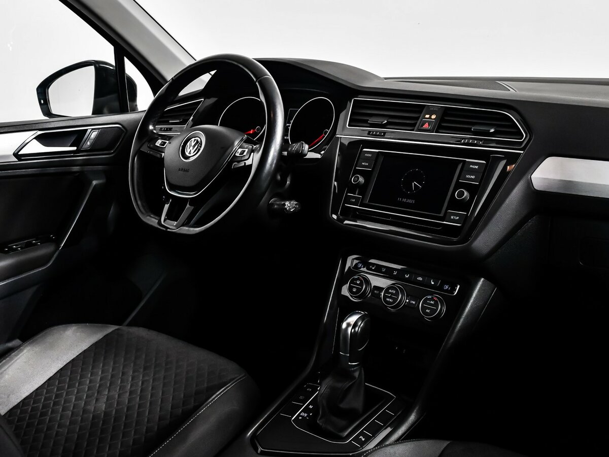 Купить Volkswagen Tiguan с пробегом. Фото: #10